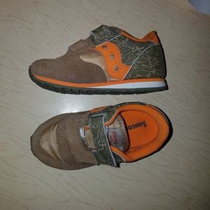 Saucony Shoes - Saucony sneakers size 7 Saucony Shoes - Saucony sneakers size 7